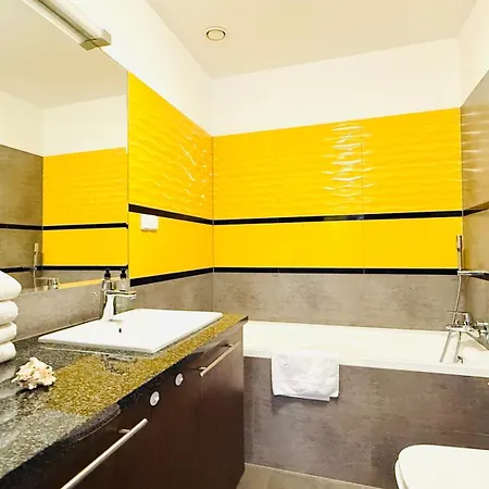 Center Big Tobiasza With Free Parking * Gdansk