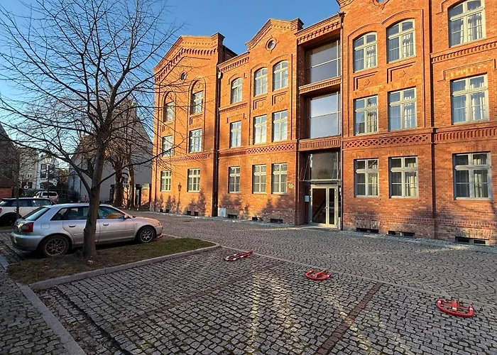 Center Big Tobiasza With Free Parking *